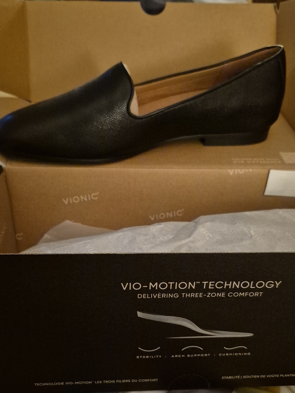 Vionic Black Women's Willa Slip-On Leather Loafer